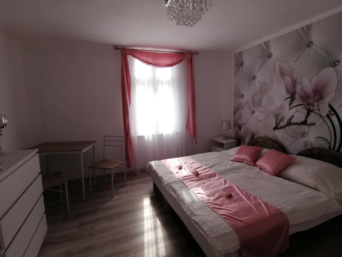 Villa Napsugar Balatonlelle Bagian luar foto