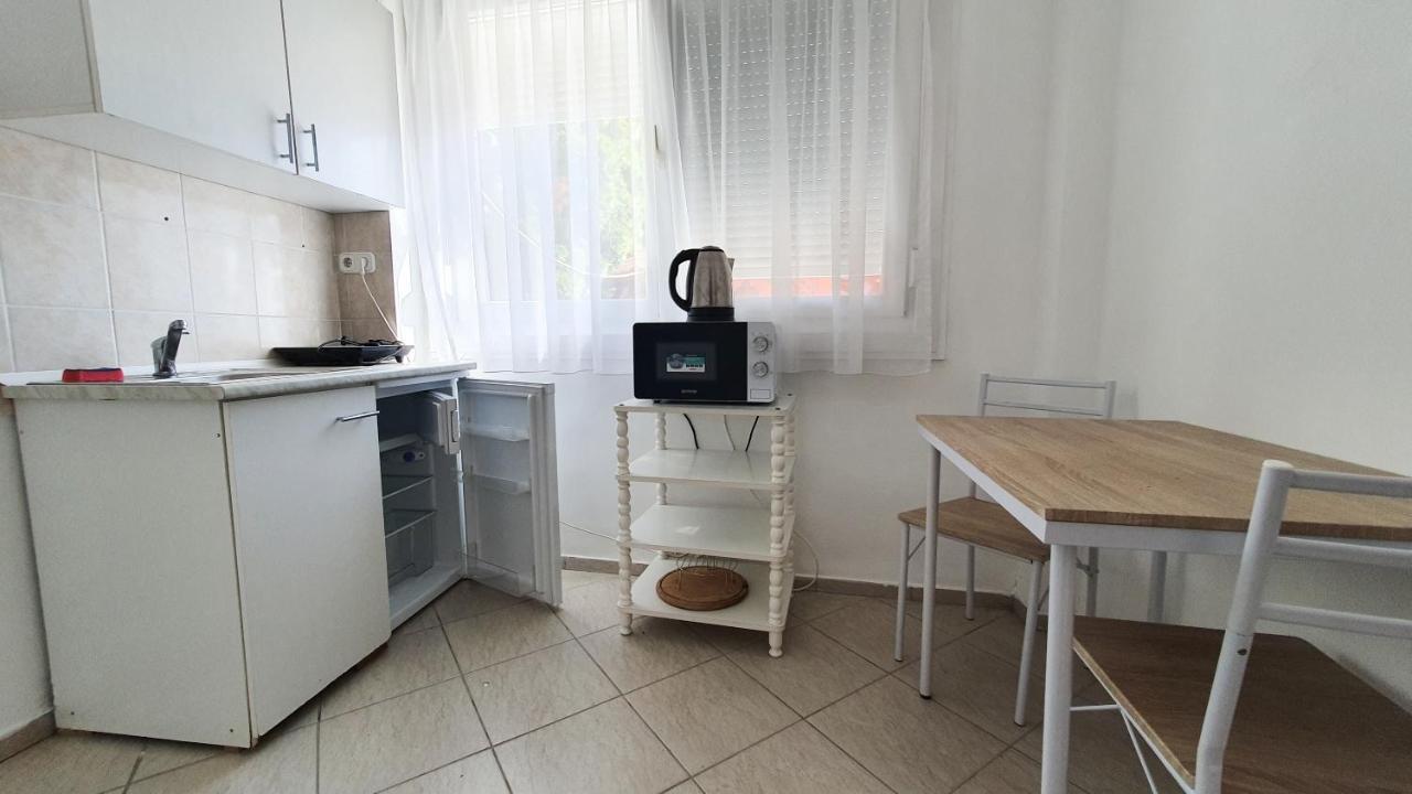 Villa Napsugar Balatonlelle Bagian luar foto